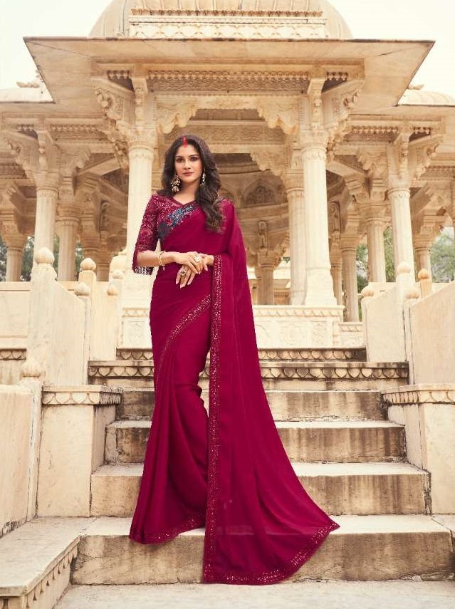 Maroon Saree: मंत्रमुग्‍ध कर देगी इन साड़ियों की डिजाईन, महिलाओं की पसंद के  मामले में यह कलेक्शन है सबसे शानदार - maroon saree for women to buy in  cheap price from amazon -