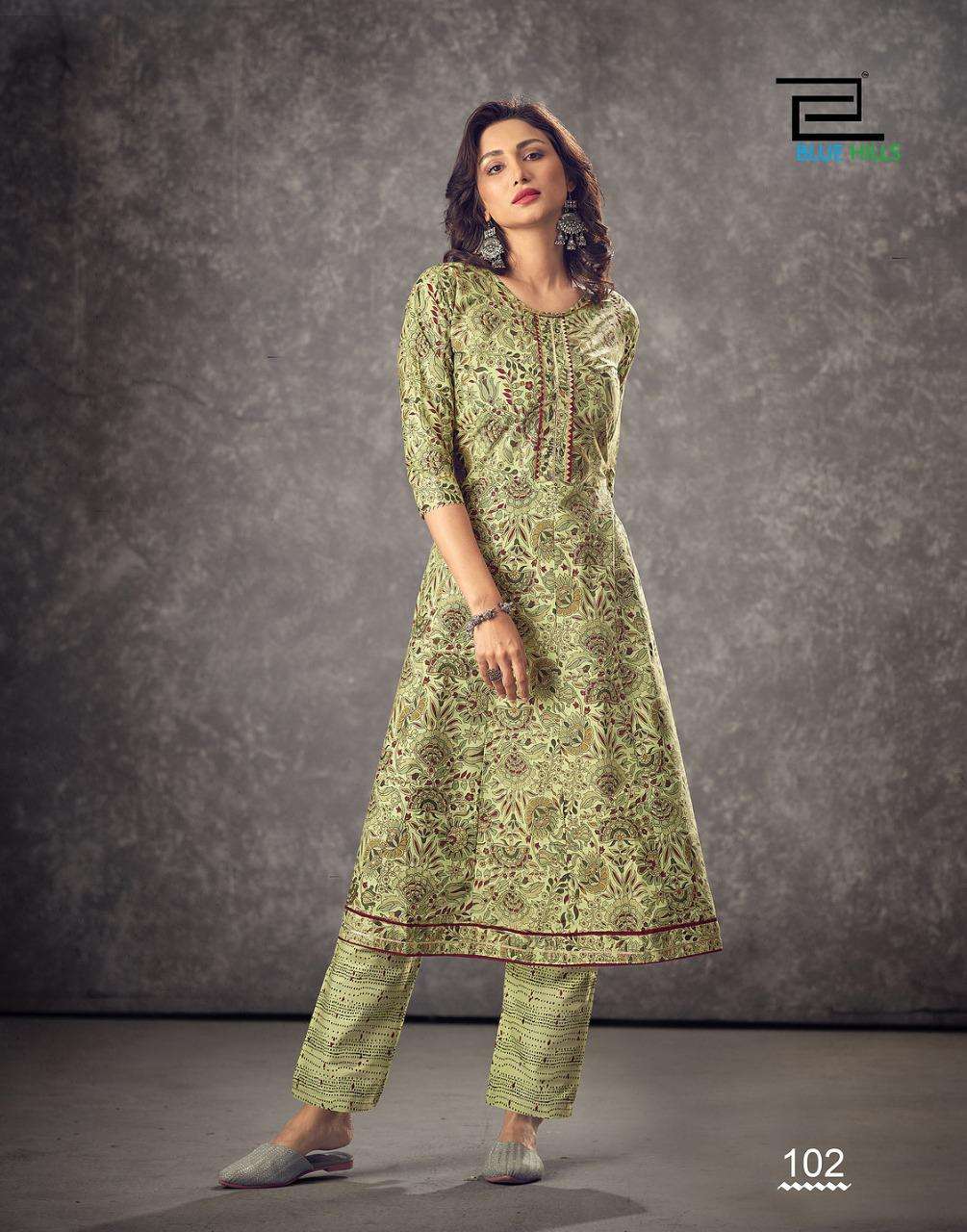 Elegant Full length anarkali Kurti with Bow and Button design on front and  back will make you a show stealer.