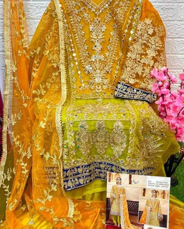 Beautiful Yellow & Golden Mehndi & Mayon Dress for Bride | Wedding Dress |  Western Dress | Shaadi | Mayon dresses, Mehendi outfits, Fancy dresses