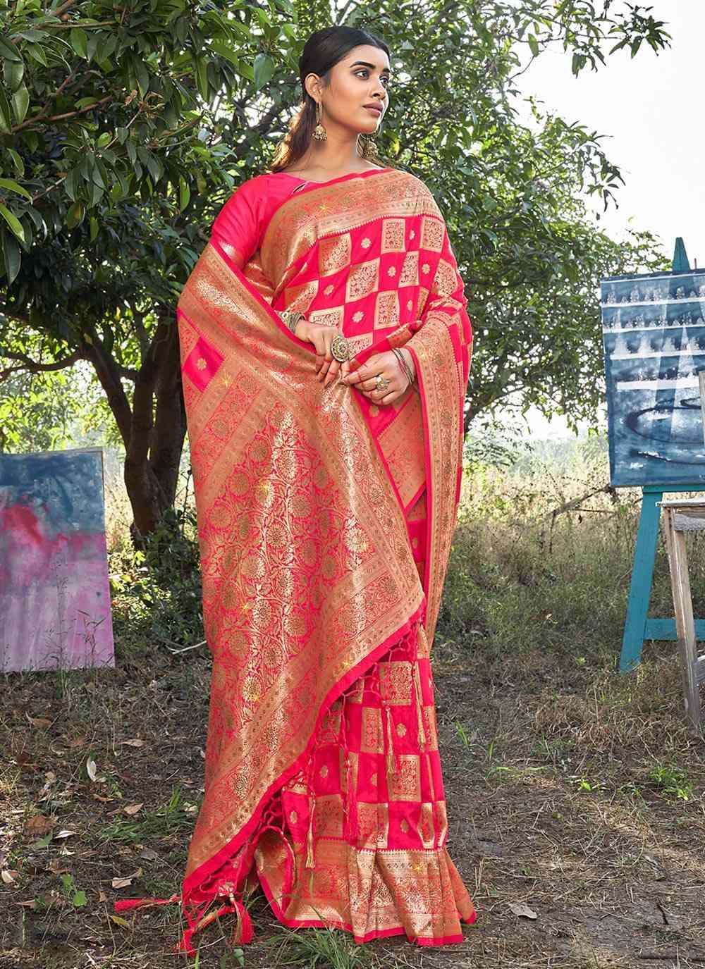 Mrignayani Collection | Portrait girl, Saree, Portrait