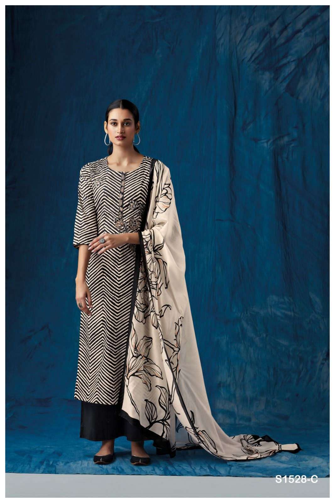 Buy Ganga Riwaaz Viscose Organza Designer Dress Material