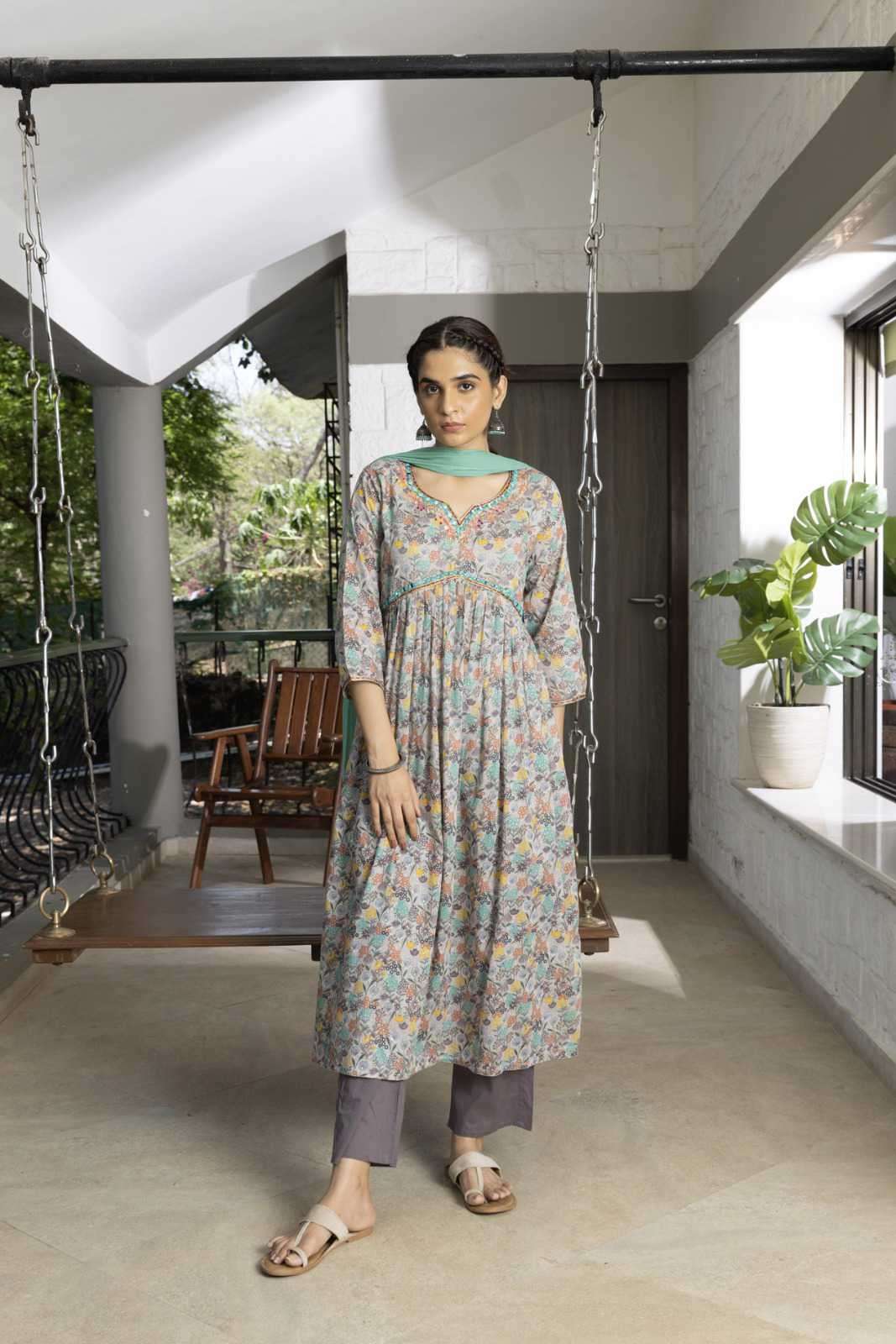 Palazzo Suits - Shop Latest Designer Palazzo Dress Online at Mirraw