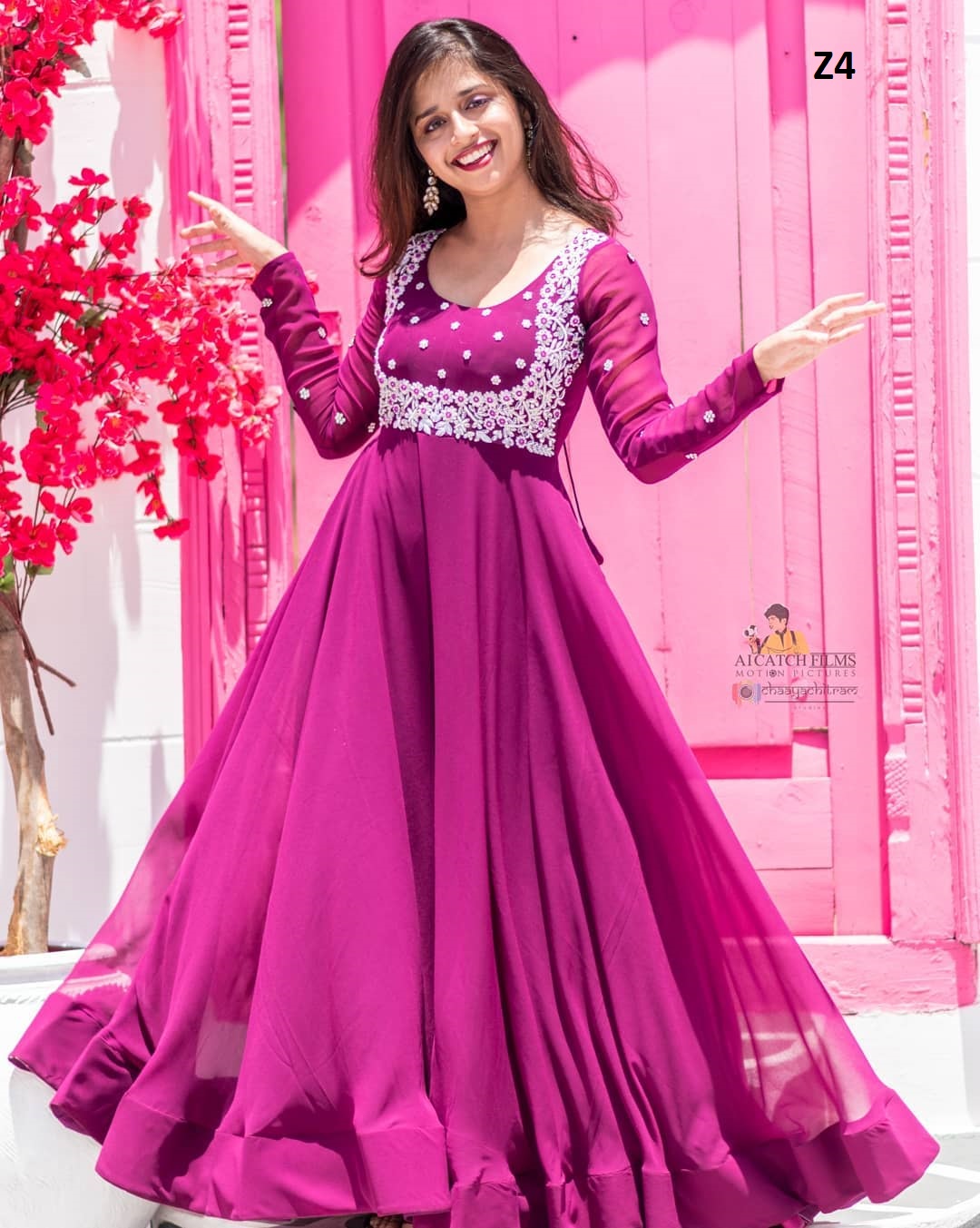 AKIKO Women Solid Anarkali Kurta - Buy AKIKO Women Solid Anarkali Kurta  Online at Best Prices in India | Flipkart.com