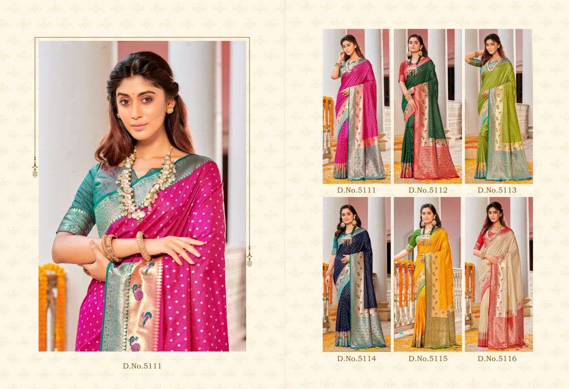 5,111 Saree Fashion Stock Photos, High-Res Pictures, and Images